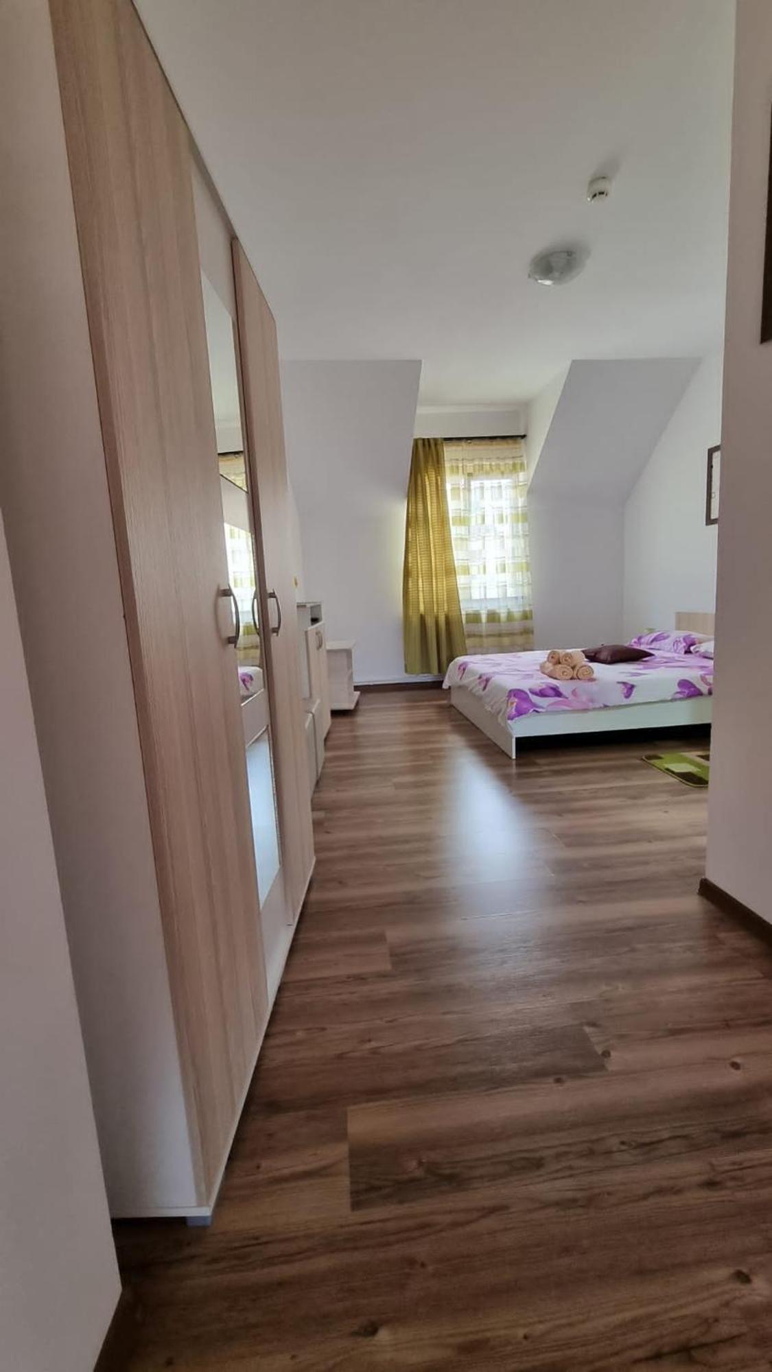 Pensiune Stefania Hunedoara Bagian luar foto